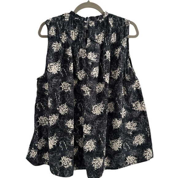 Joie Black and White Leaf Print Sleeveless Smocked Yoke Top | Size XXL - Picture 6 of 10
